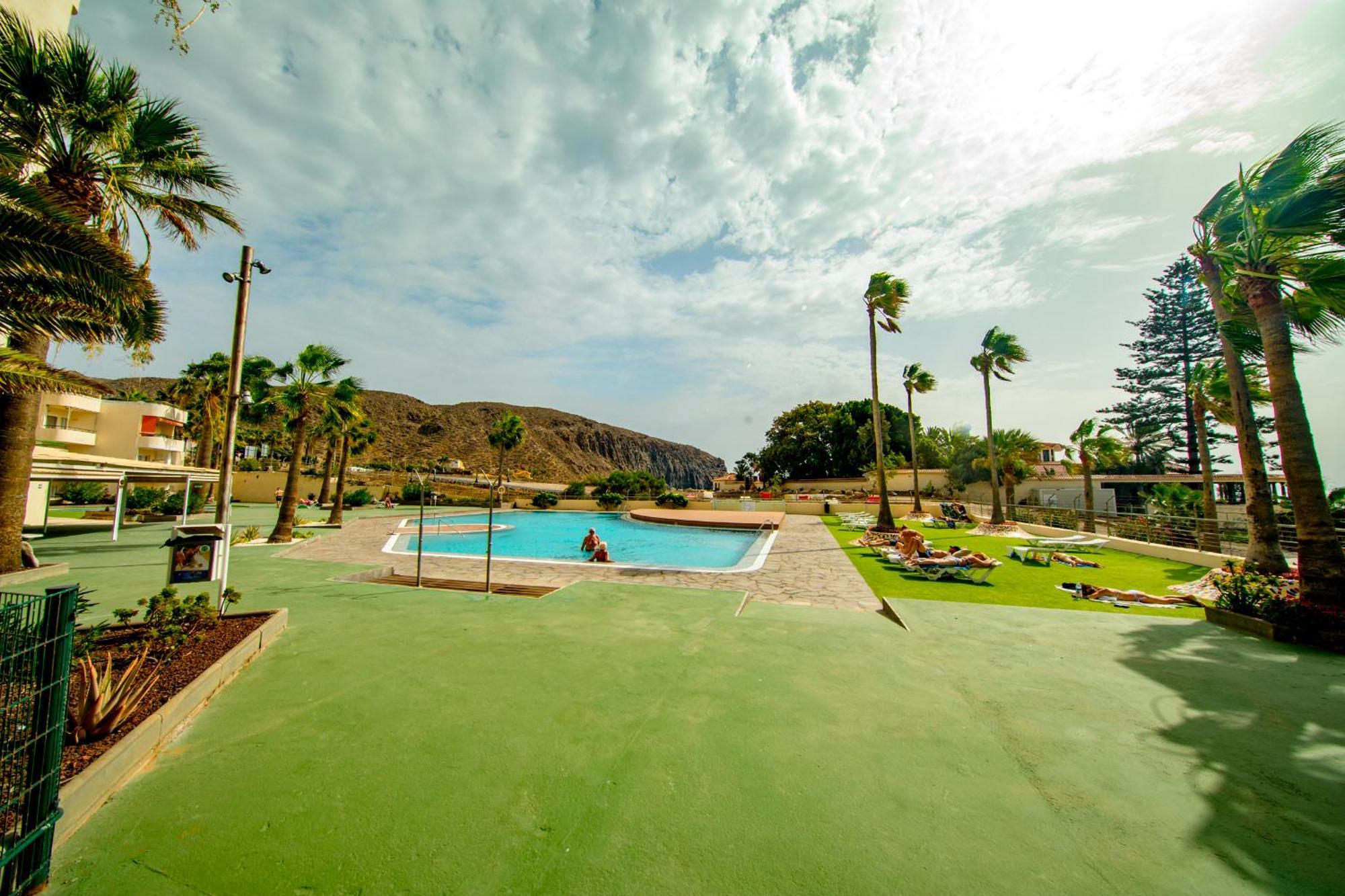 Costa Mar Apartment ลอส กริสเตียนอส ภายนอก รูปภาพ